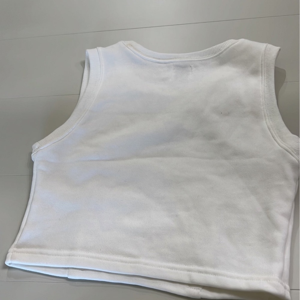 Princess Polly crop top - Picture 2 of 8